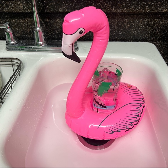 Vintage 1970’s Inflatable Flamingo Pool Drink Caddy, Florida Style, Midcentury - Picture 2 of 10